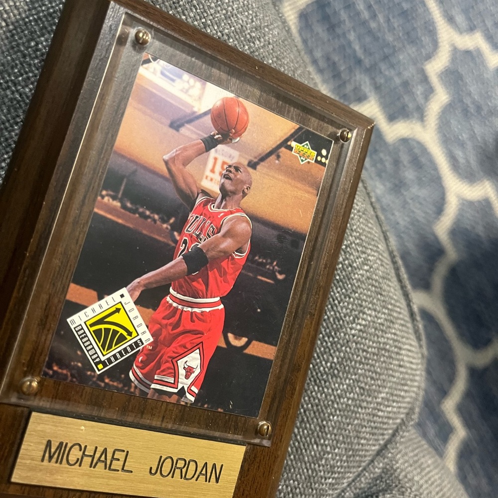 Authentic Michael Jordan Basketball sporting trading Card, vintage. Perfect cond